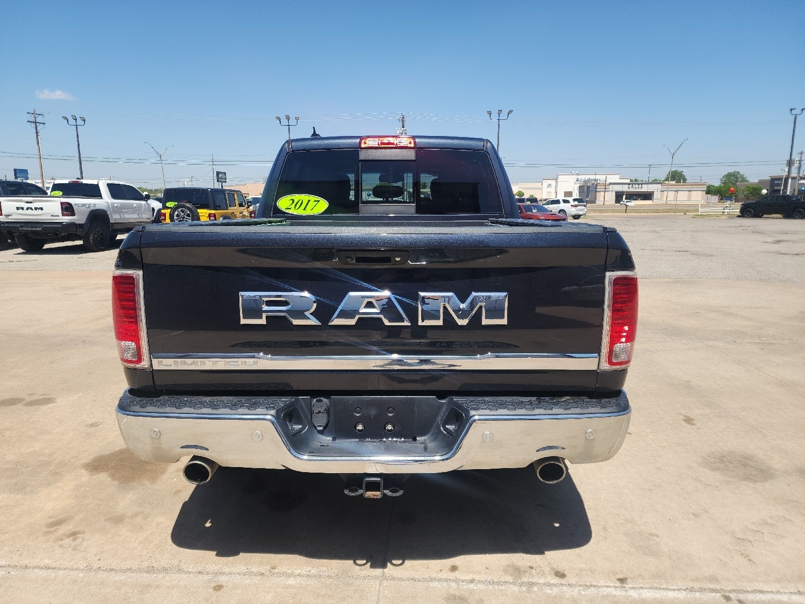 2017 RAM 1500 Limited Crew Cab 4x2 5'7' Box